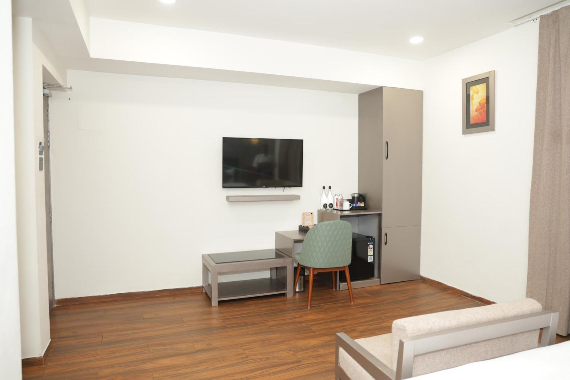 Grand Continent Anjuna A Sarovar Portico Affiliate Hotel Near Anjuna And Vagator Beach Ngoại thất bức ảnh